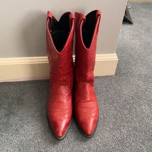 Women’s Leather cowgirl boots size 7